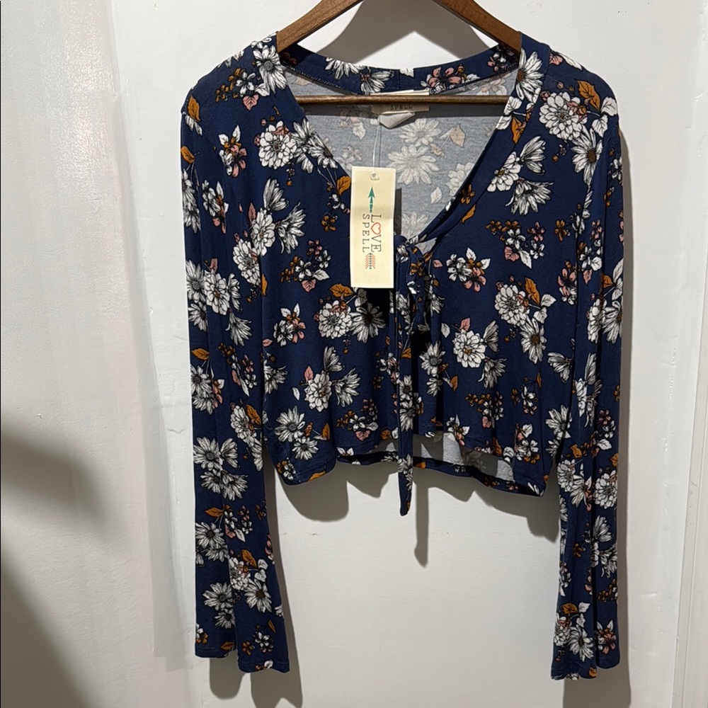 Floral Navy Blue Long Sleeve Crop Top
